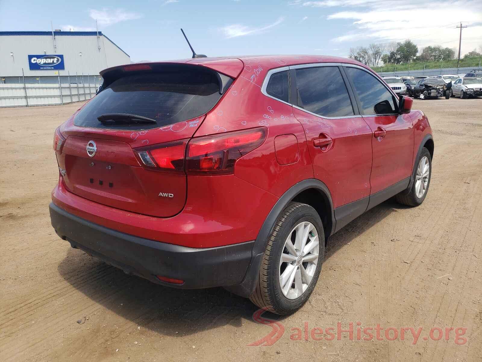 JN1BJ1CR7JW269216 2018 NISSAN ROGUE