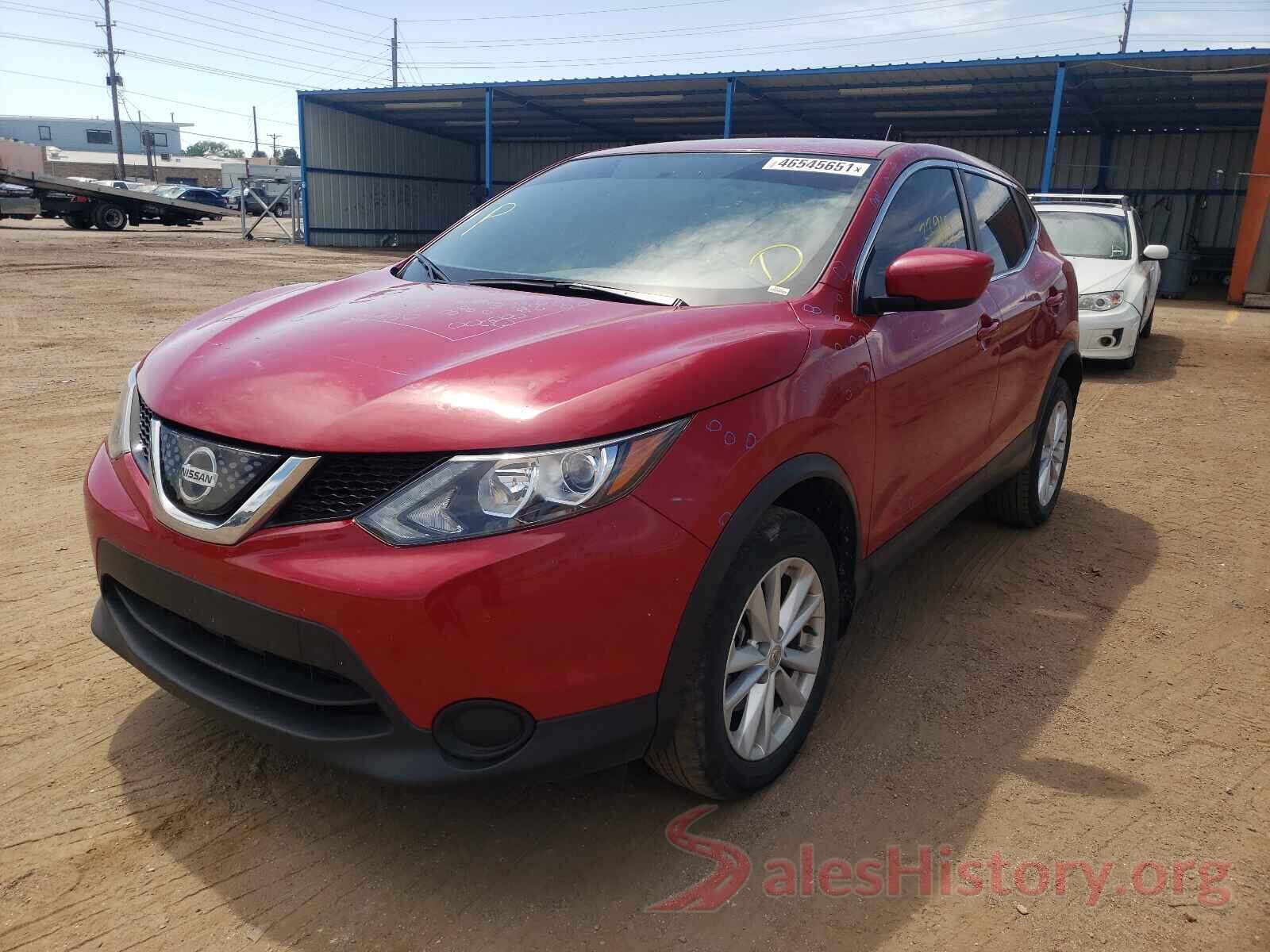 JN1BJ1CR7JW269216 2018 NISSAN ROGUE