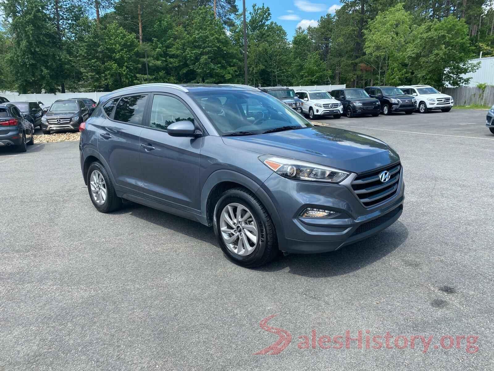 KM8J33A47GU092611 2016 HYUNDAI TUCSON