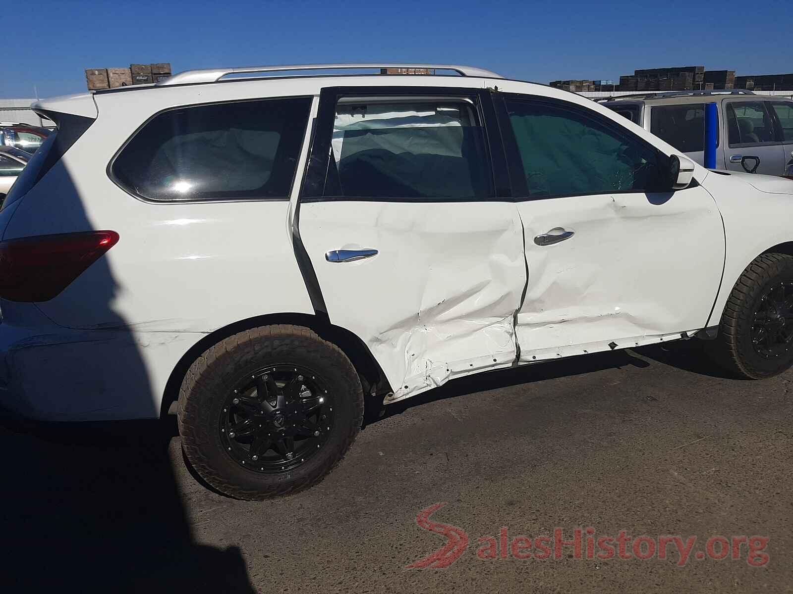 5N1DR2MM9JC641630 2018 NISSAN PATHFINDER