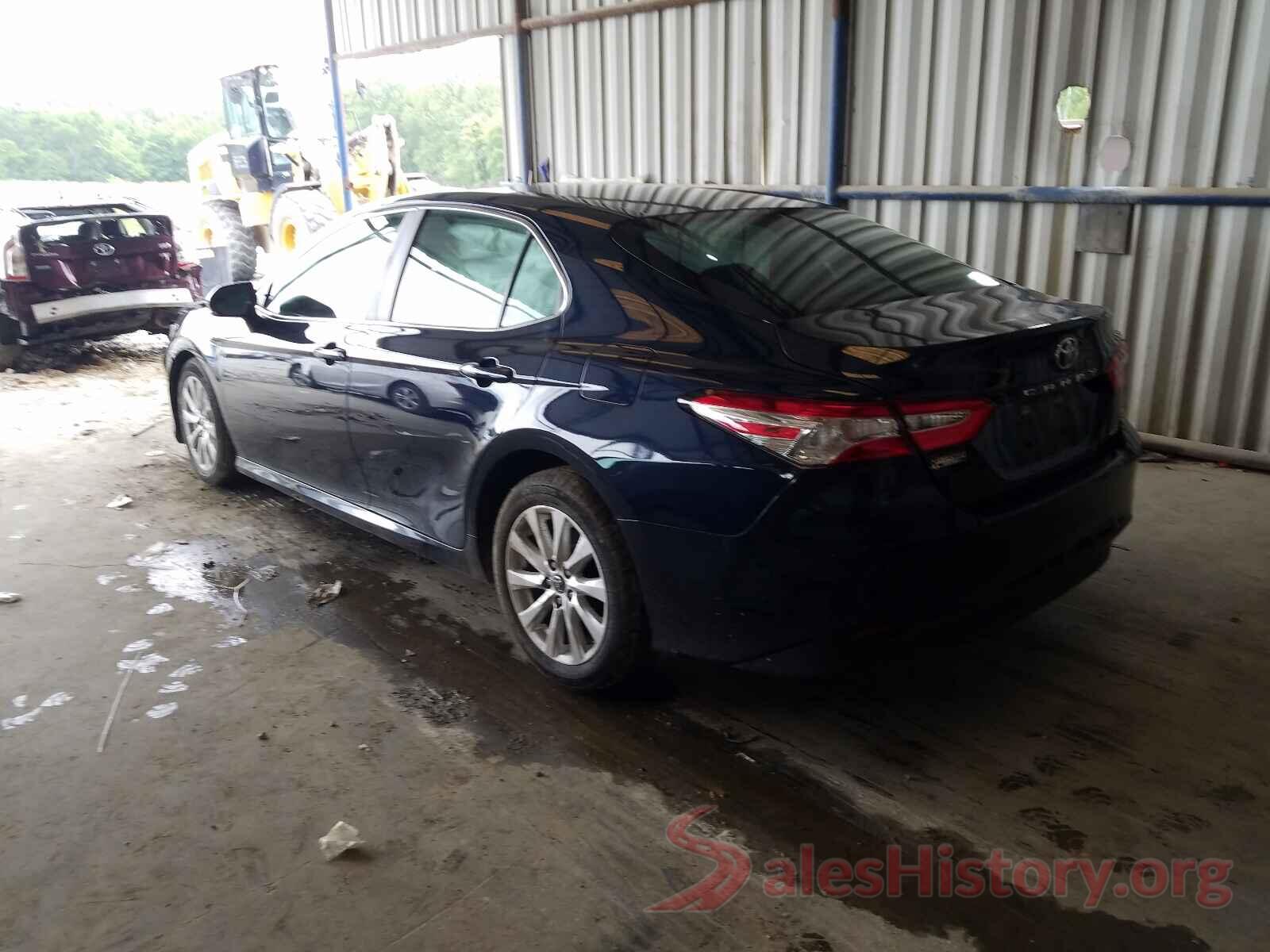 4T1B11HK2JU536908 2018 TOYOTA CAMRY