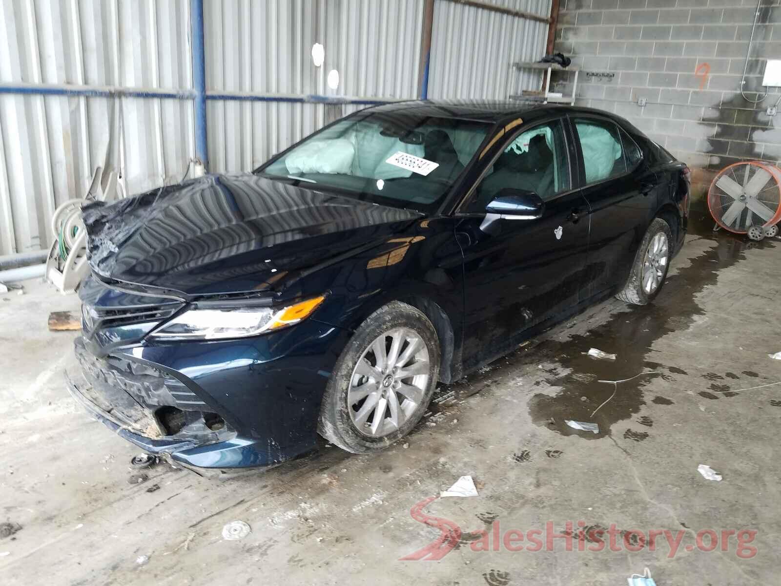 4T1B11HK2JU536908 2018 TOYOTA CAMRY