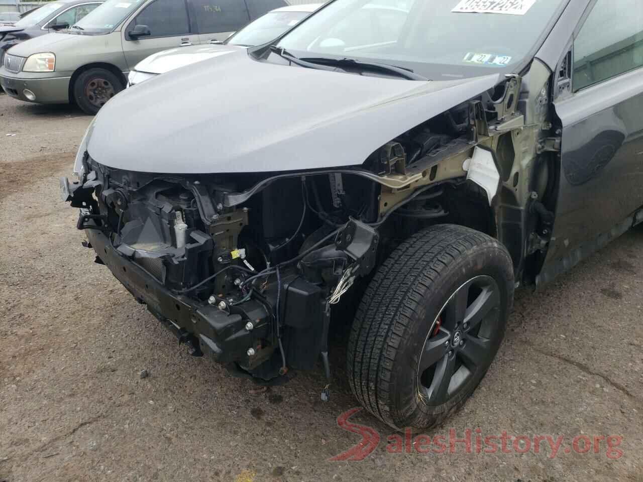 2T3RFREV4FW394458 2015 TOYOTA RAV4