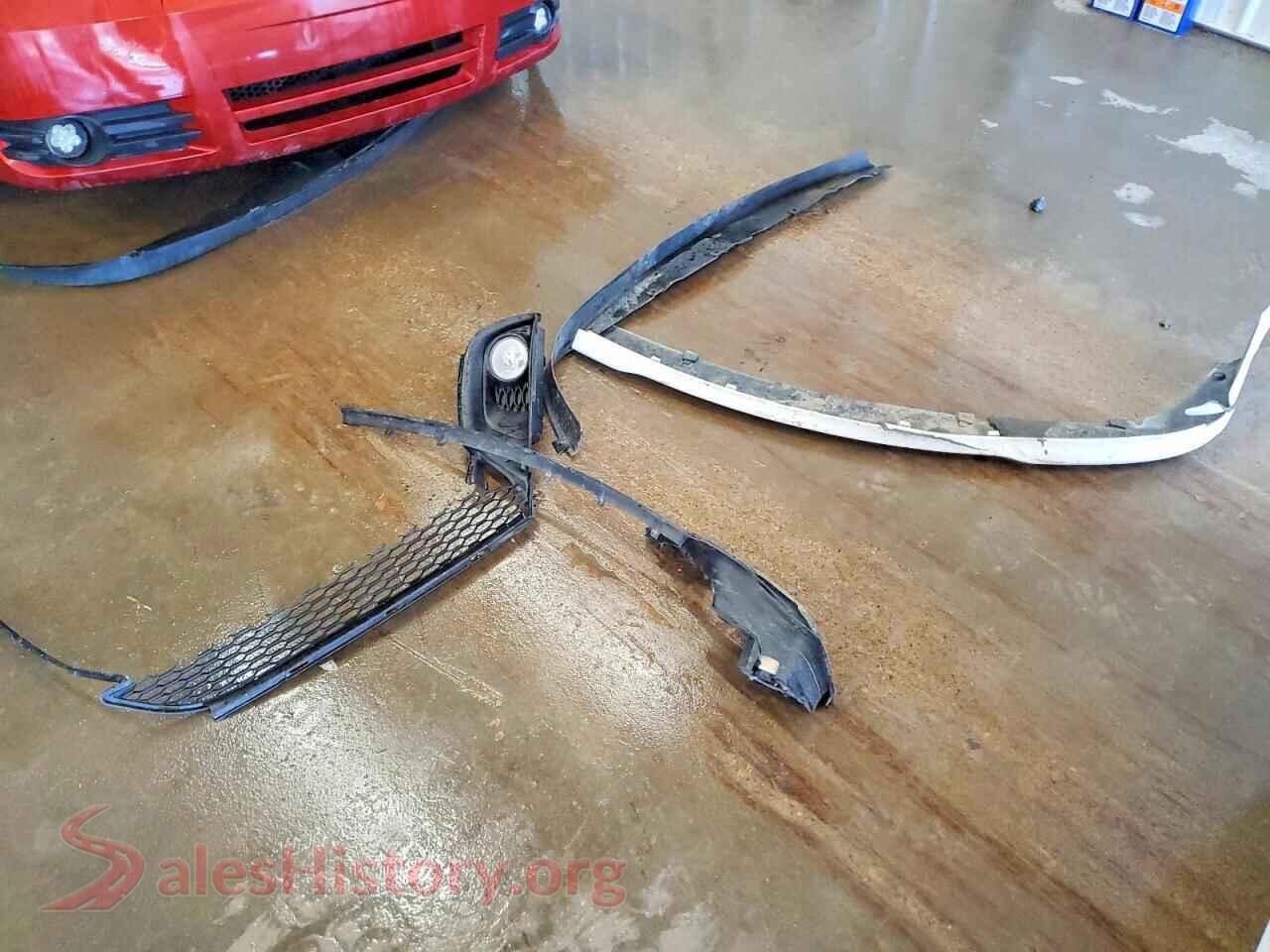 2019 DODGE CARAVAN VIN 2C4RDGCG5KR771754, trunk area