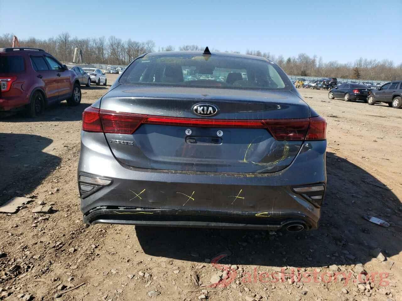 3KPF24AD9ME331380 2021 KIA FORTE