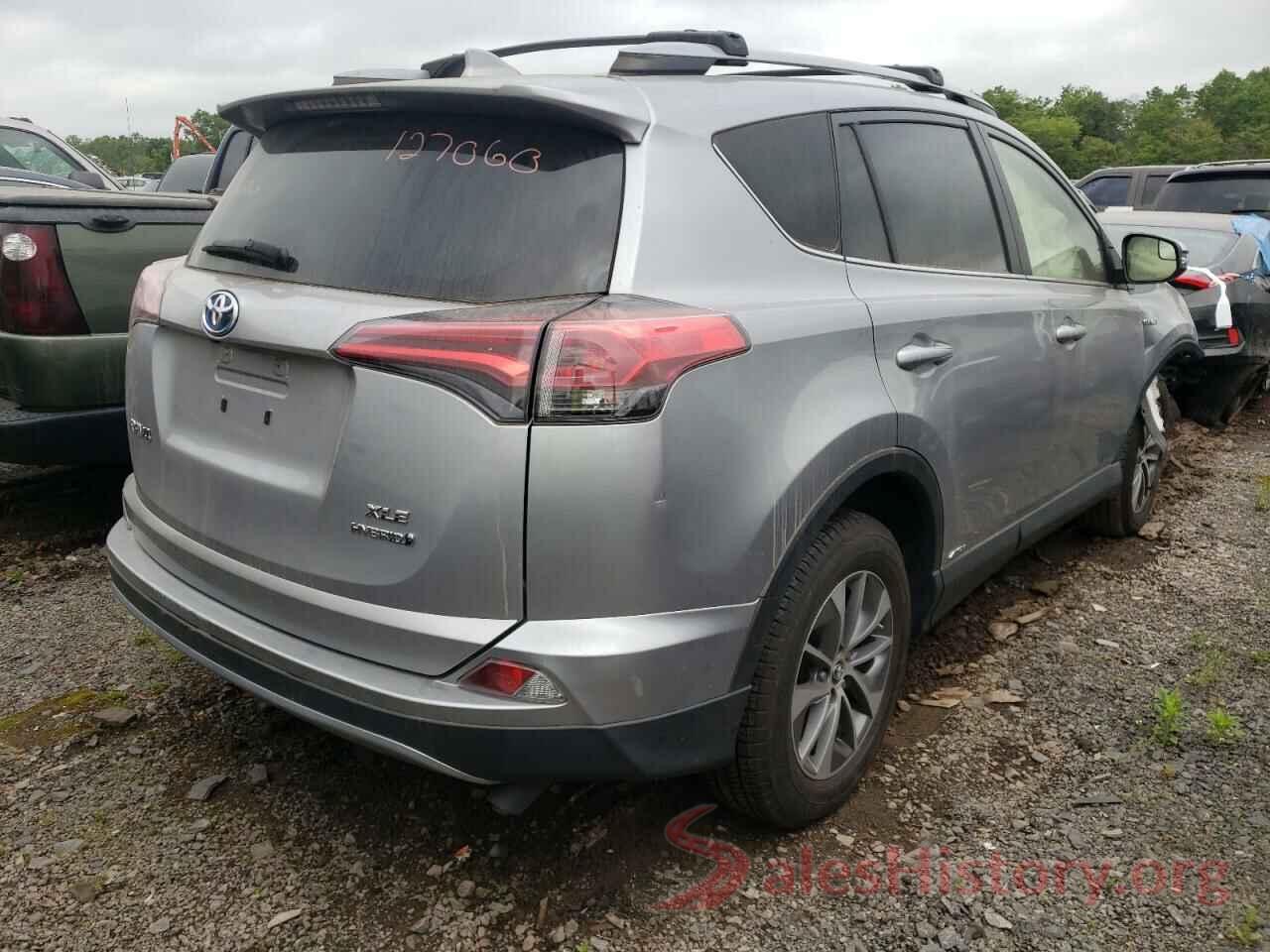 JTMRJREV2HD127060 2017 TOYOTA RAV4