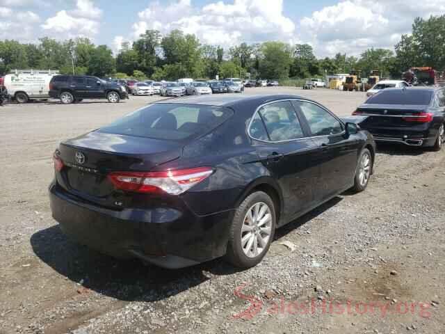 4T1B11HK5JU067247 2018 TOYOTA CAMRY