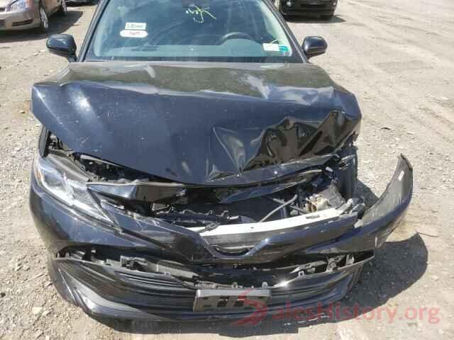 4T1B11HK5JU067247 2018 TOYOTA CAMRY