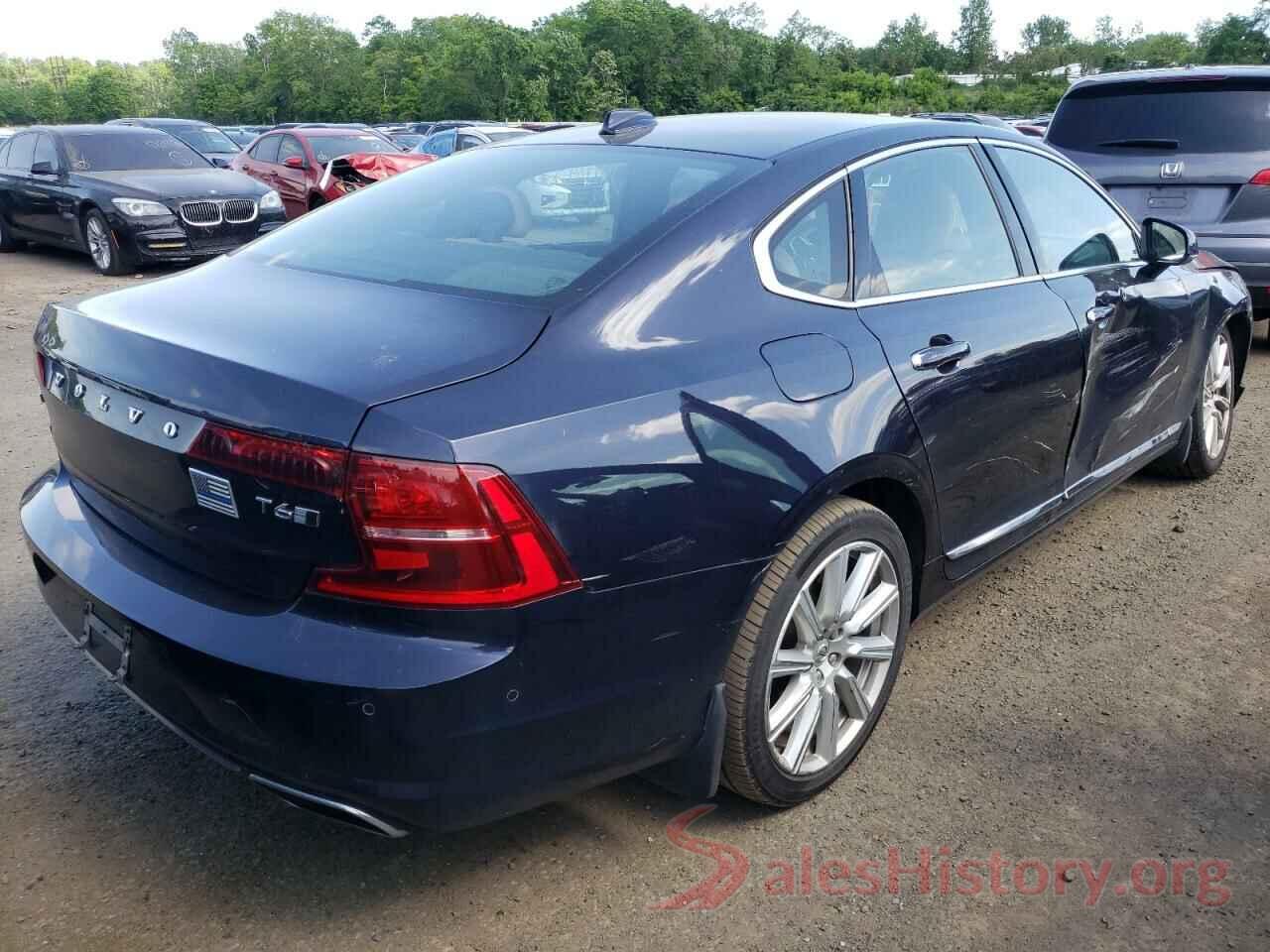 YV1A22MLXH1007925 2017 VOLVO S90