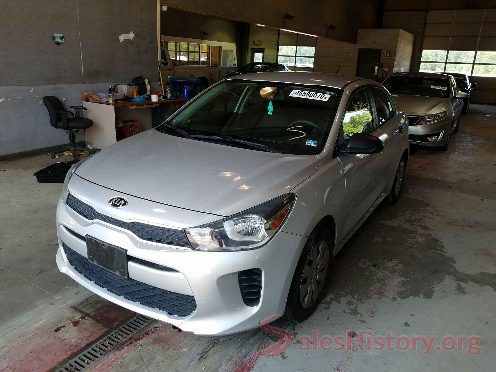 3KPA24AB9JE057943 2018 KIA RIO