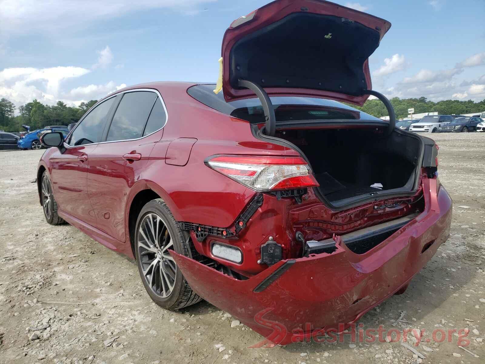 4T1B11HK2JU548847 2018 TOYOTA CAMRY