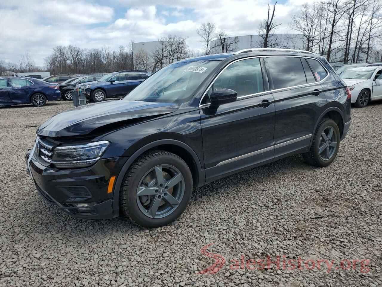 3VV4B7AX2JM217467 2018 VOLKSWAGEN TIGUAN