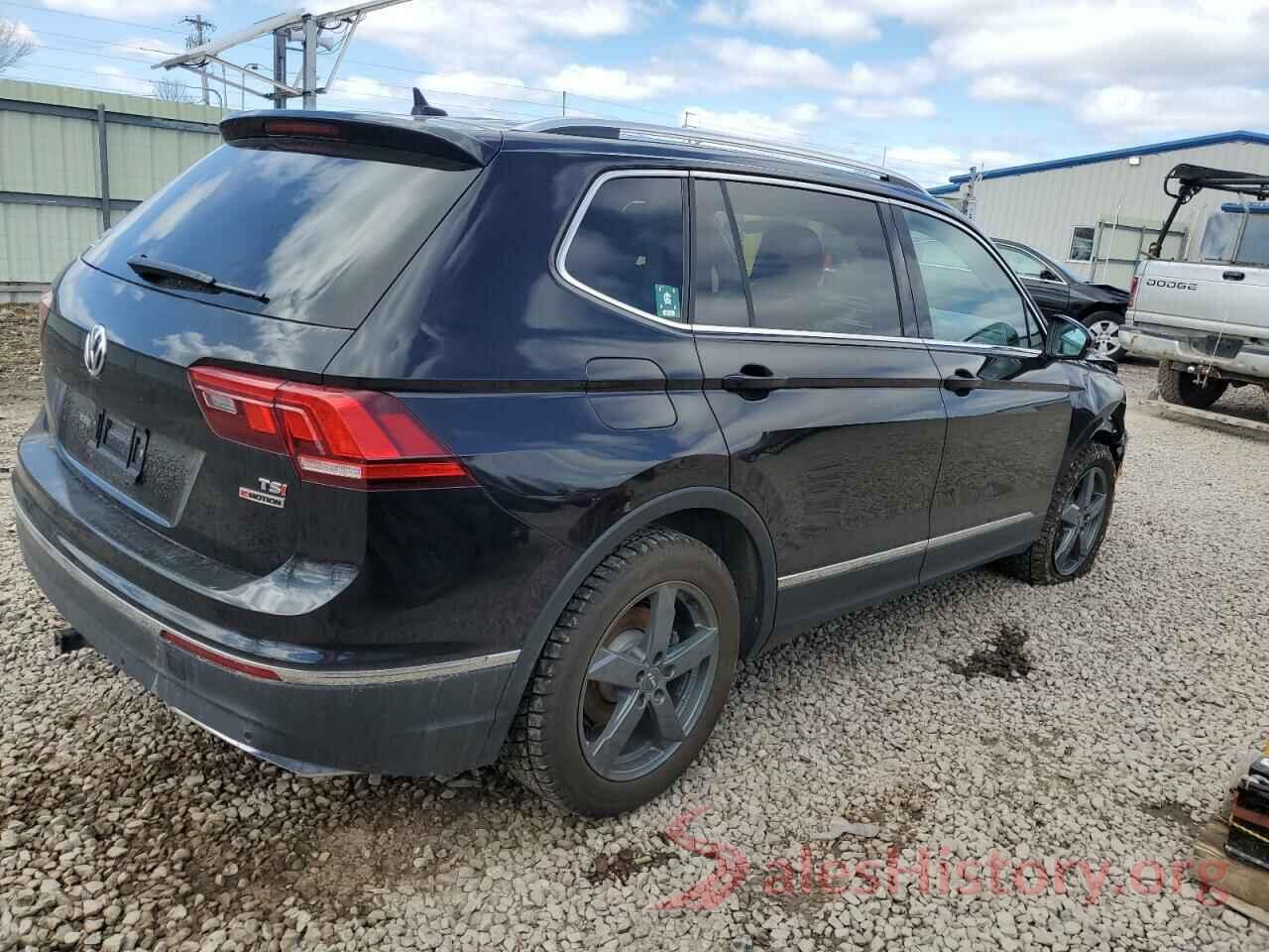 3VV4B7AX2JM217467 2018 VOLKSWAGEN TIGUAN