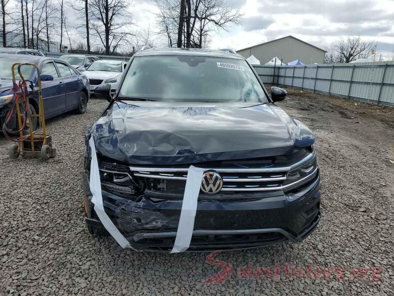 3VV4B7AX2JM217467 2018 VOLKSWAGEN TIGUAN