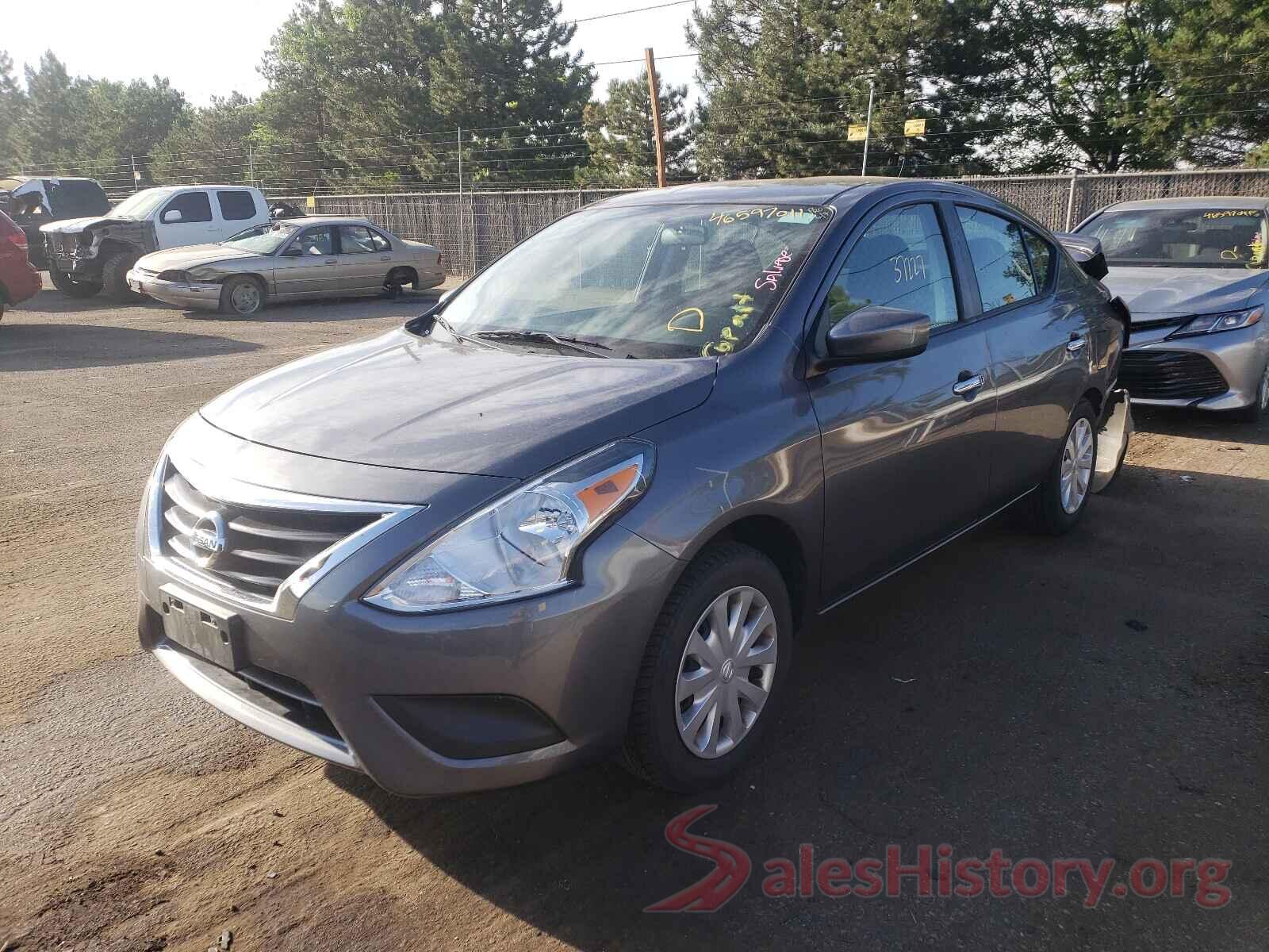 3N1CN7AP1KL871758 2019 NISSAN VERSA