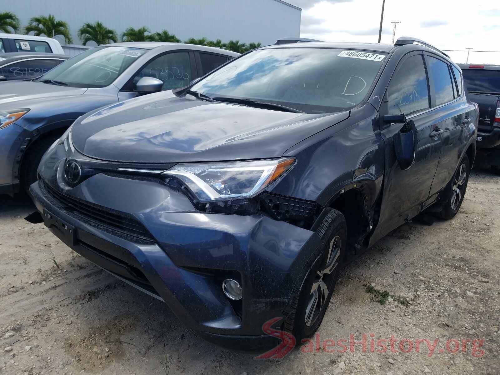 JTMWFREV0JD113491 2018 TOYOTA RAV4