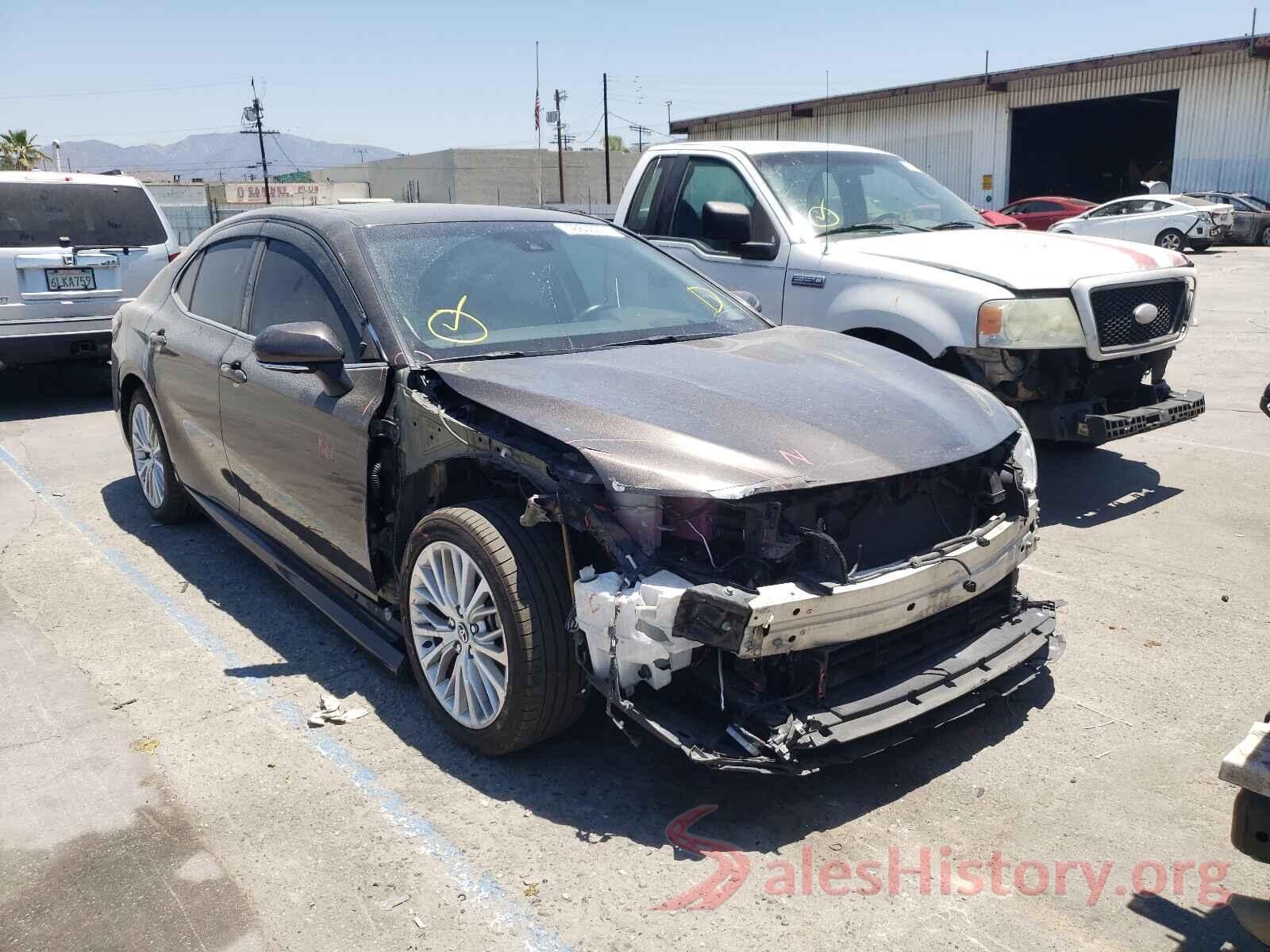 4T1B21HK6JU505870 2018 TOYOTA CAMRY