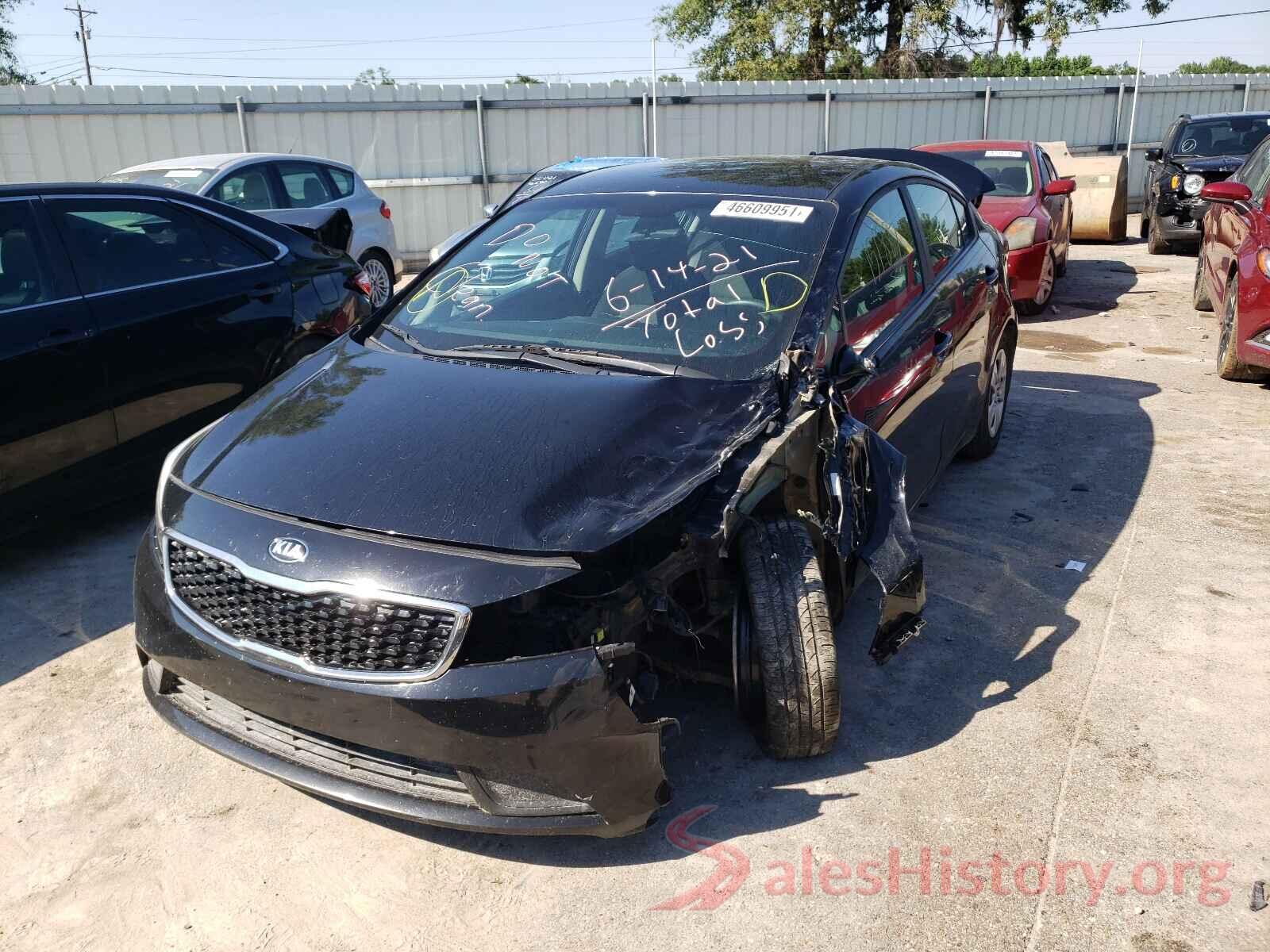 3KPFK4A7XHE121113 2017 KIA FORTE