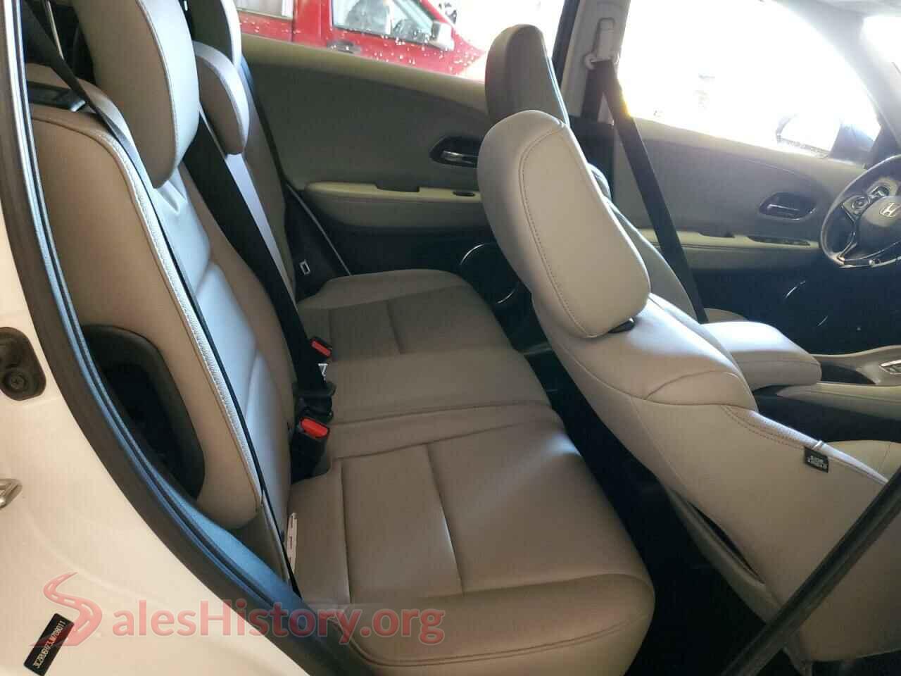 2018 HONDA HR-V VIN 3CZRU6H73JM708011, VIN plate