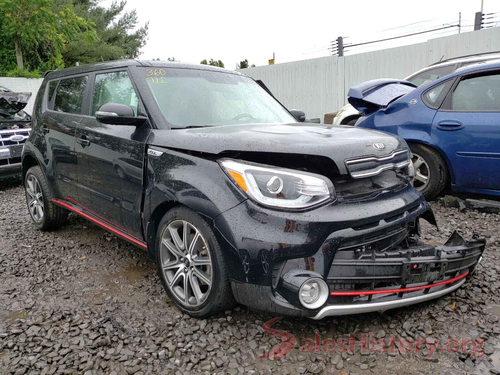 KNDJX3AA3J7515477 2018 KIA SOUL