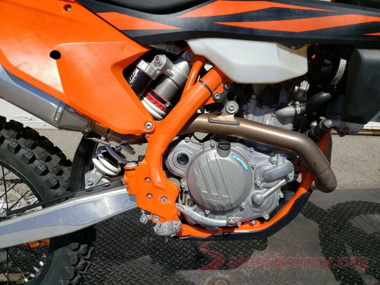 VBKEXL409KM421657 2019 KTM MOTORCYCLE