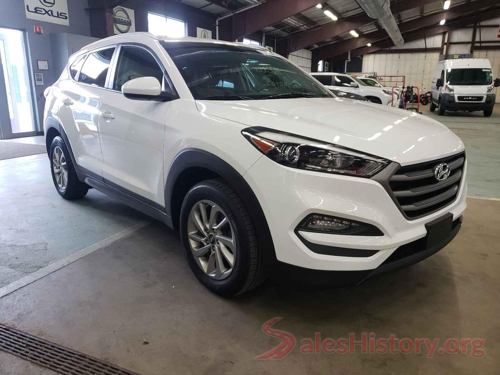 KM8J3CA42GU104986 2016 HYUNDAI TUCSON