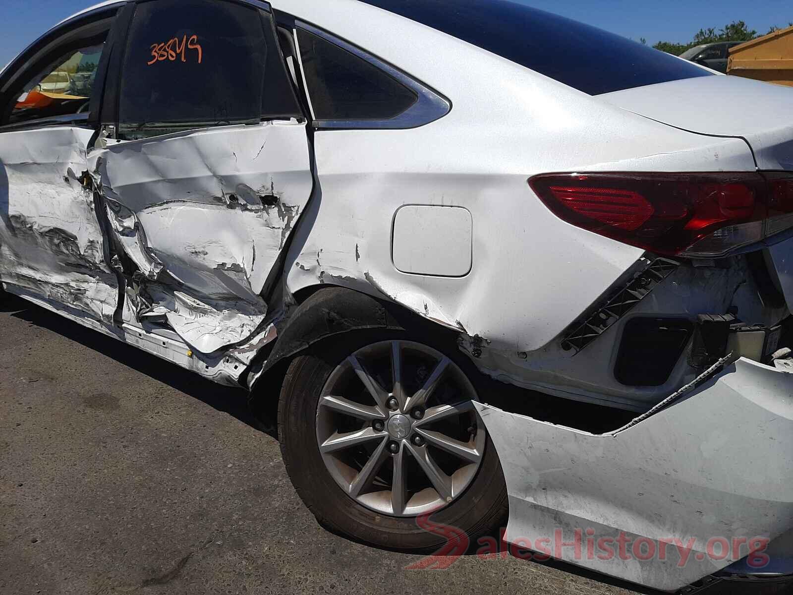 5NPE24AF1JH598601 2018 HYUNDAI SONATA