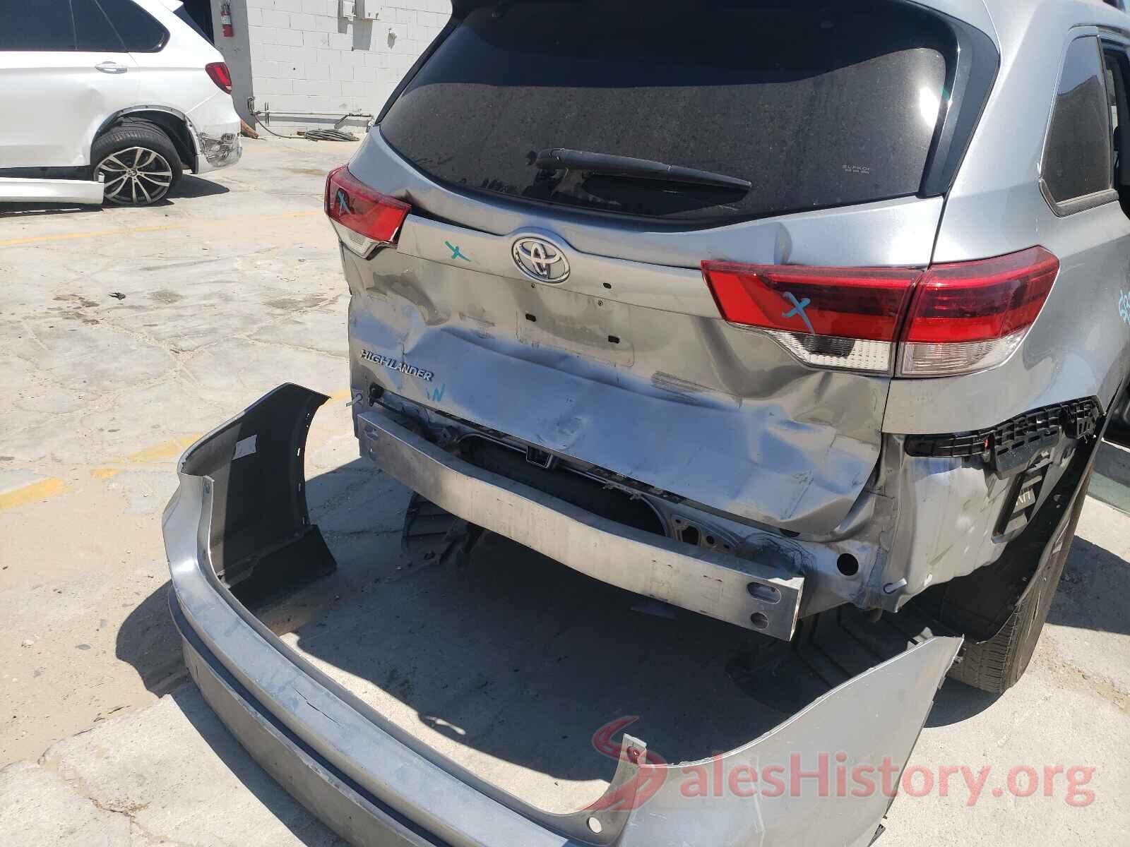 5TDZZRFH9JS280269 2018 TOYOTA HIGHLANDER