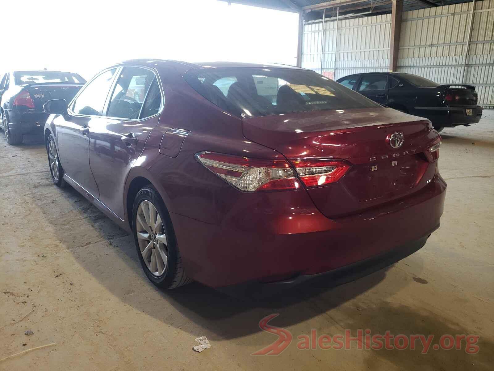 4T1B11HK5JU523831 2018 TOYOTA CAMRY