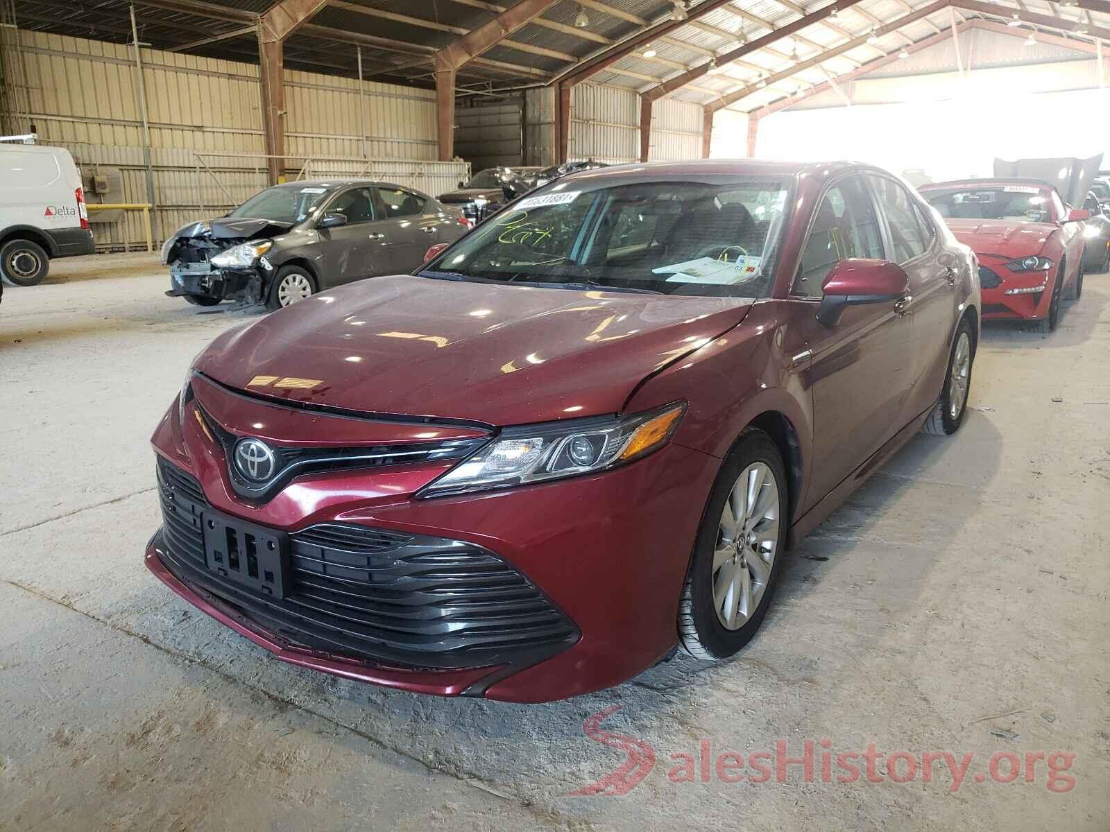 4T1B11HK5JU523831 2018 TOYOTA CAMRY