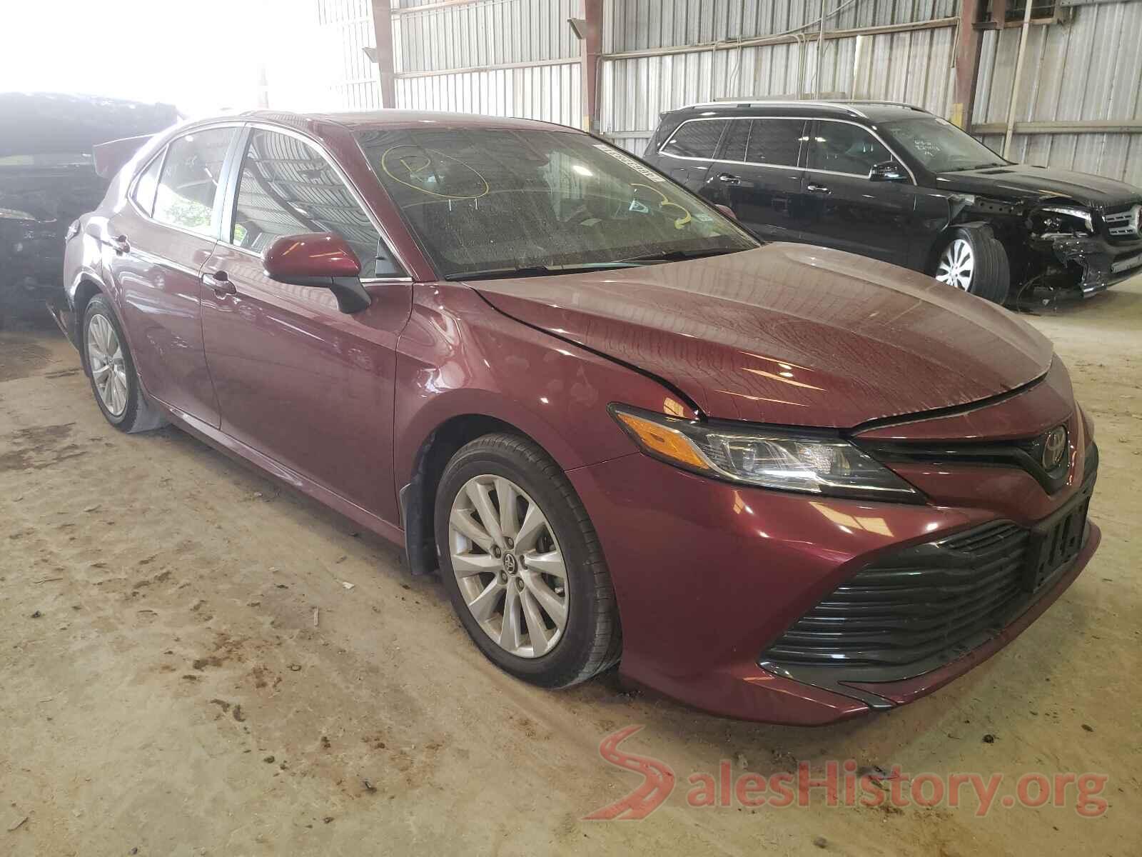 4T1B11HK7JU576918 2018 TOYOTA CAMRY