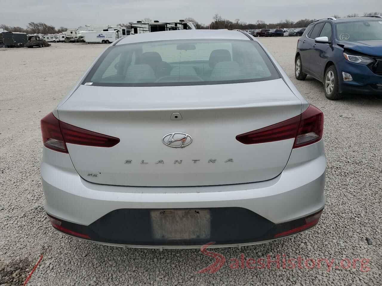 5NPD74LF9KH456623 2019 HYUNDAI ELANTRA