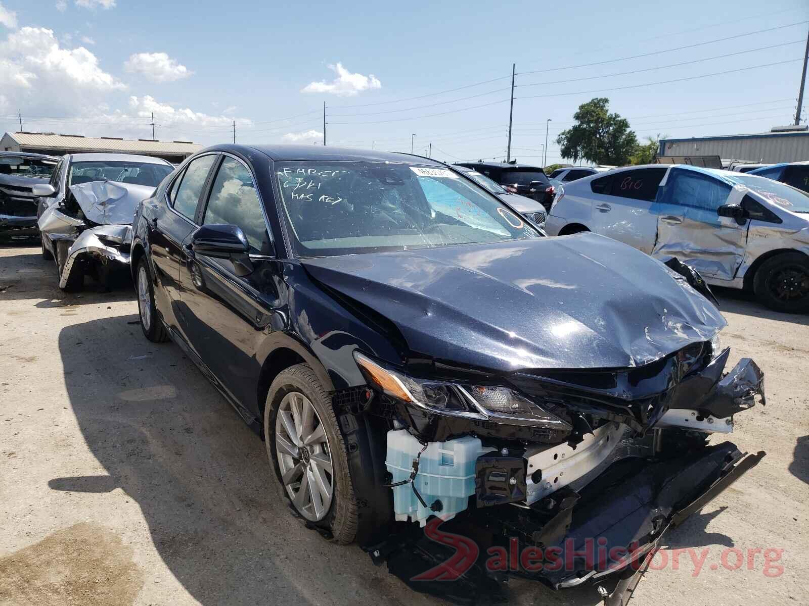 4T1C11AKXMU461684 2021 TOYOTA CAMRY