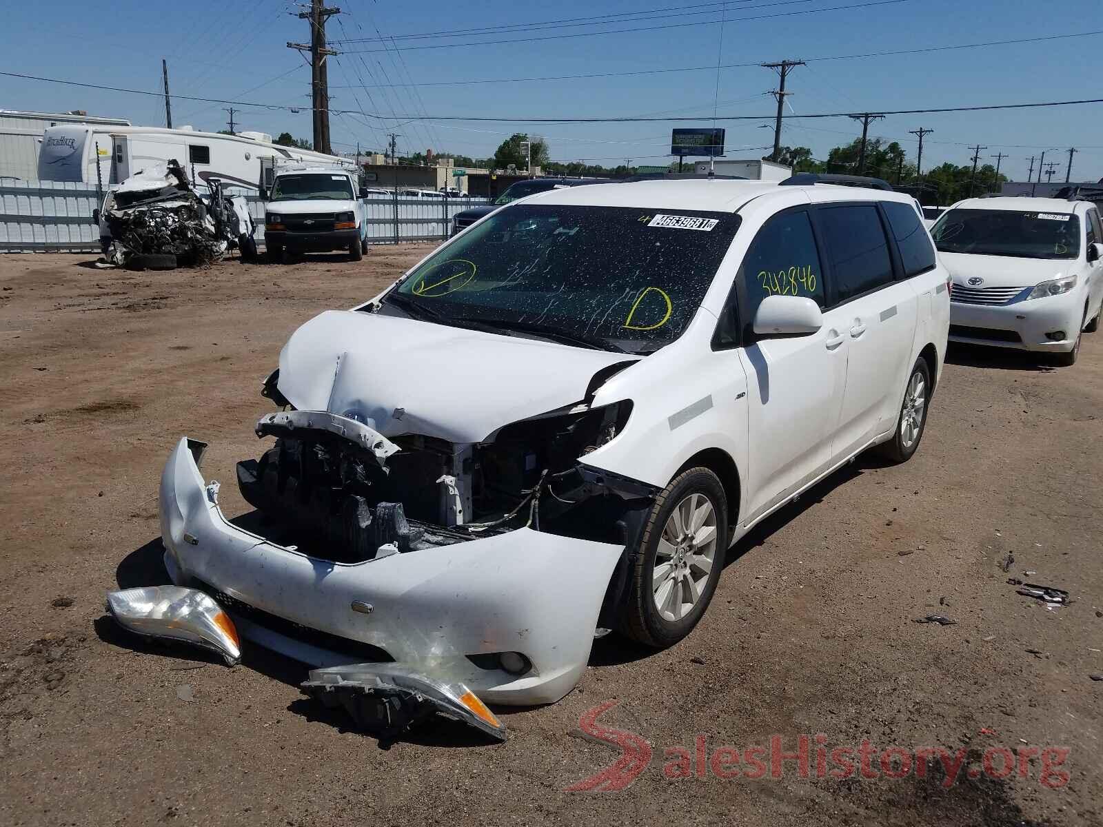 5TDJZ3DC5HS163753 2017 TOYOTA SIENNA