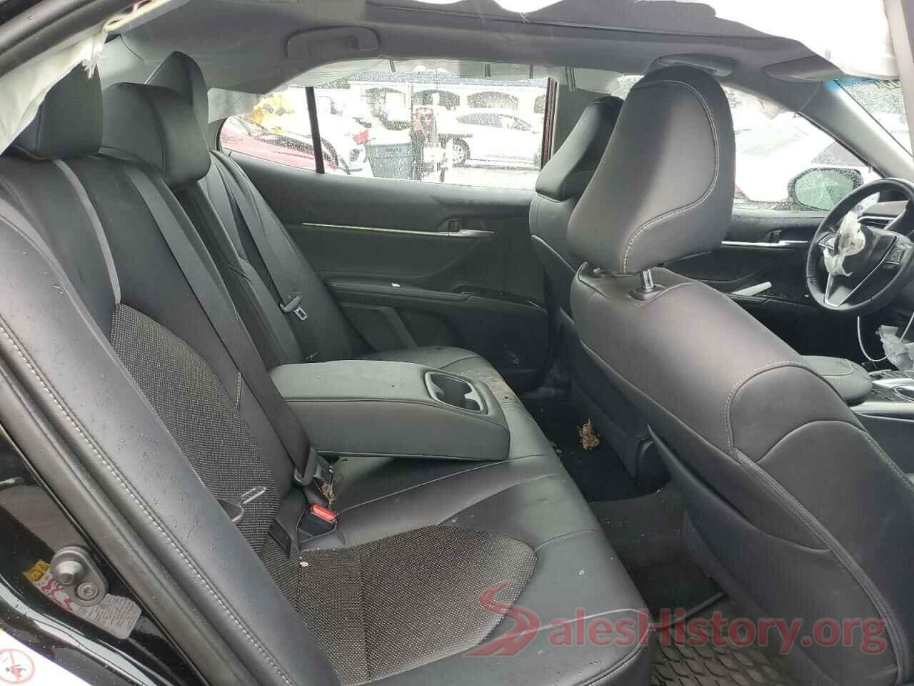 4T1B61HK4JU511221 2018 TOYOTA CAMRY