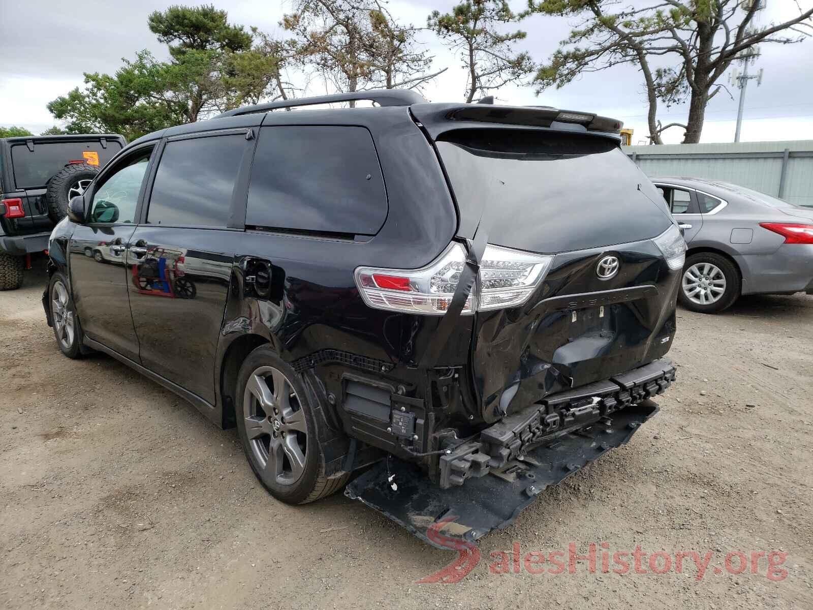 5TDXZ3DC8KS004873 2019 TOYOTA SIENNA