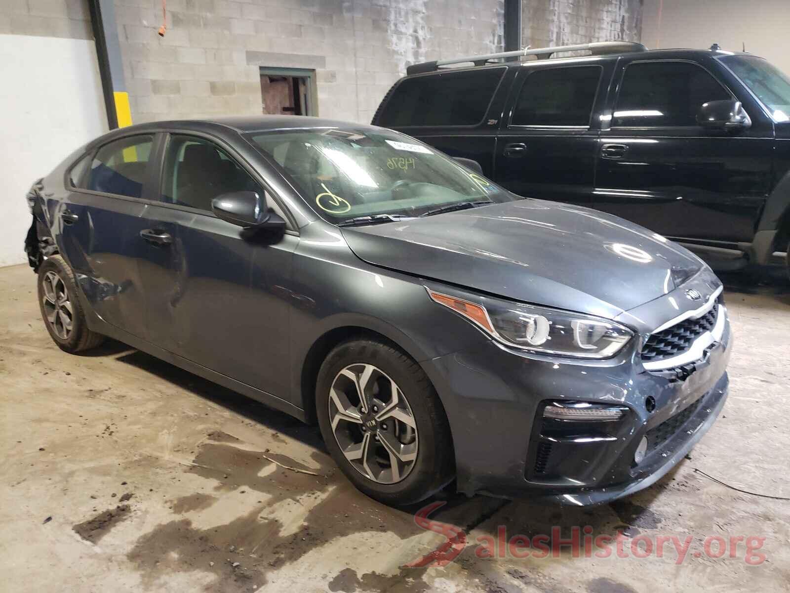 3KPF24AD2KE131647 2019 KIA FORTE