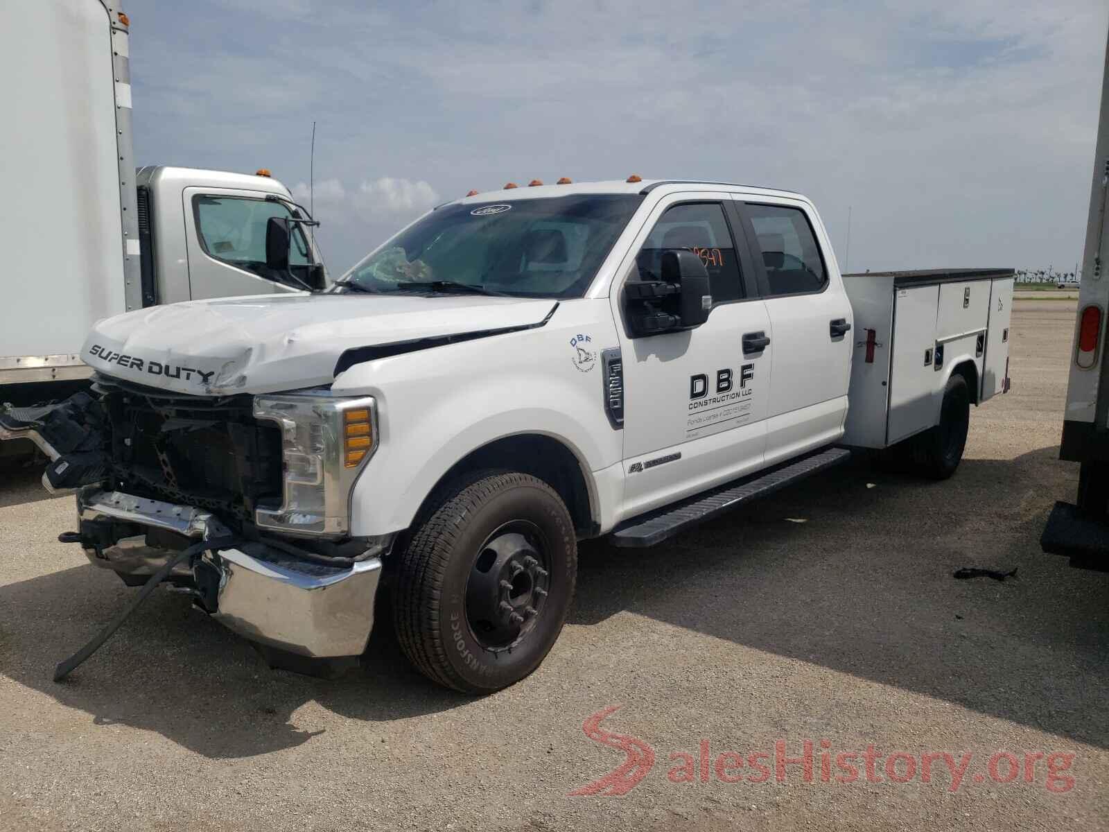 1FD8W3GT1JEB26354 2018 FORD F350