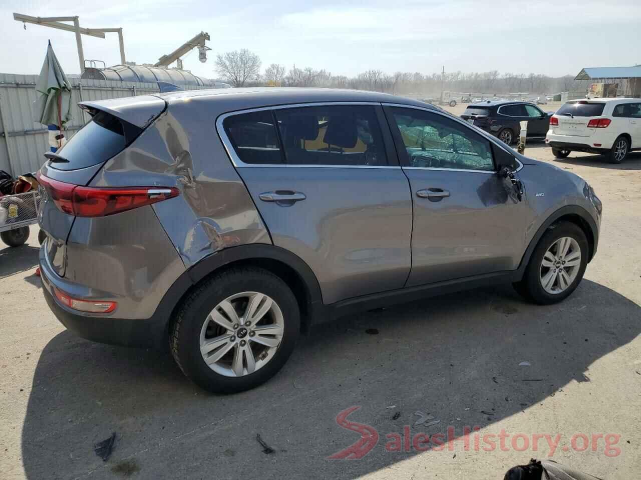 KNDPMCAC7J7488143 2018 KIA SPORTAGE