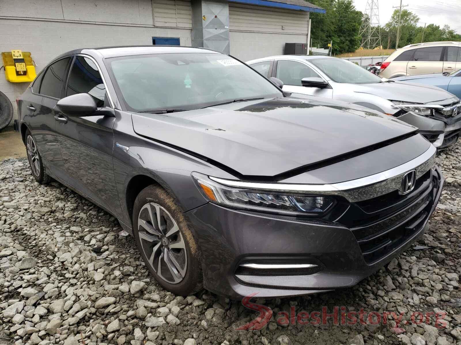 1HGCV3F18KA019717 2019 HONDA ACCORD