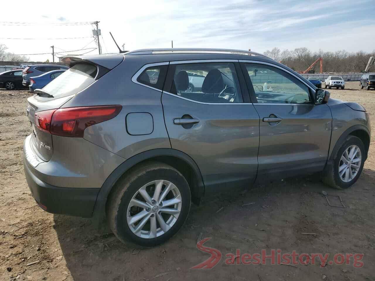 JN1BJ1CRXHW135228 2017 NISSAN ROGUE