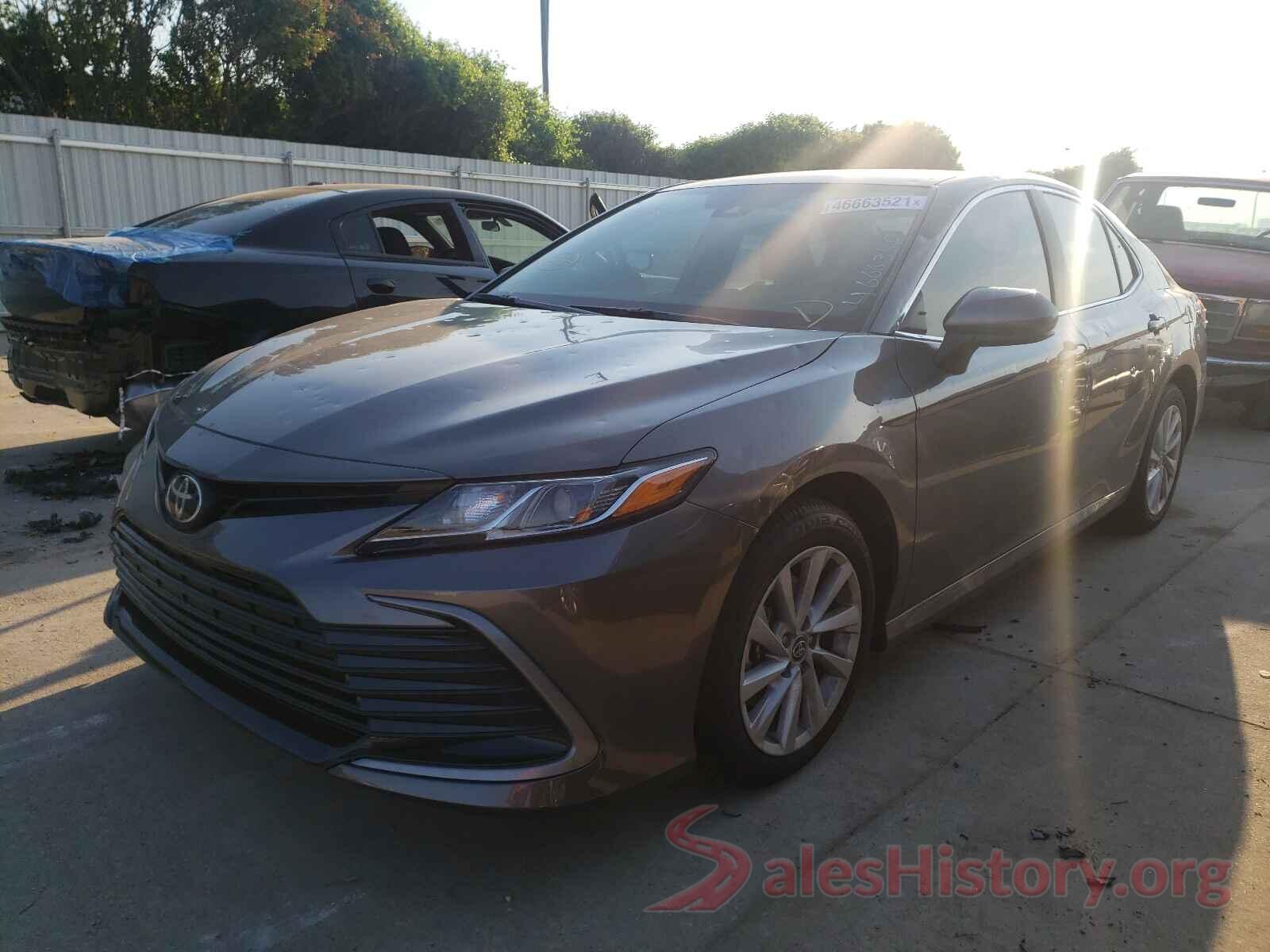 4T1C11AKXMU518076 2021 TOYOTA CAMRY