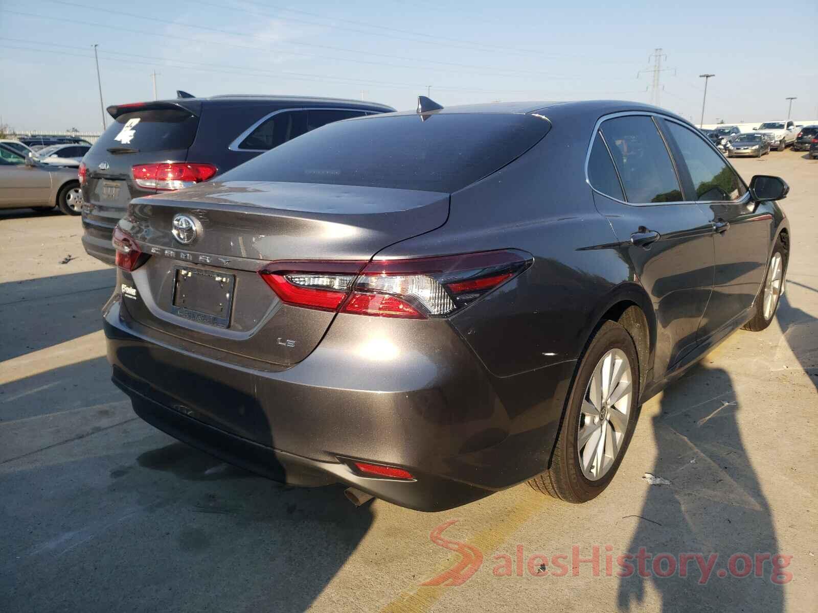 4T1C11AKXMU518076 2021 TOYOTA CAMRY