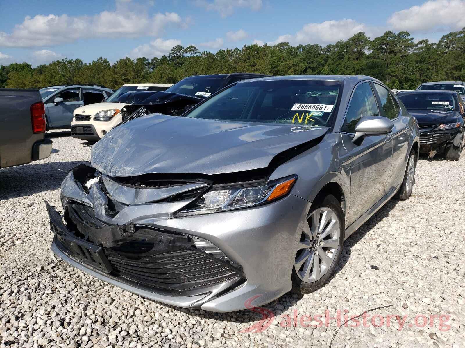 4T1B11HK5JU070584 2018 TOYOTA CAMRY