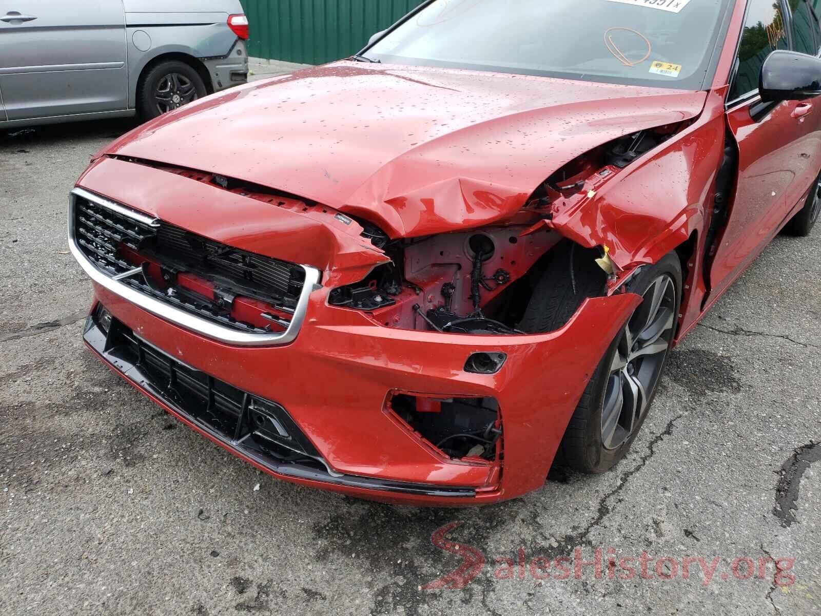 7JRA22TM4KG012172 2019 VOLVO S60