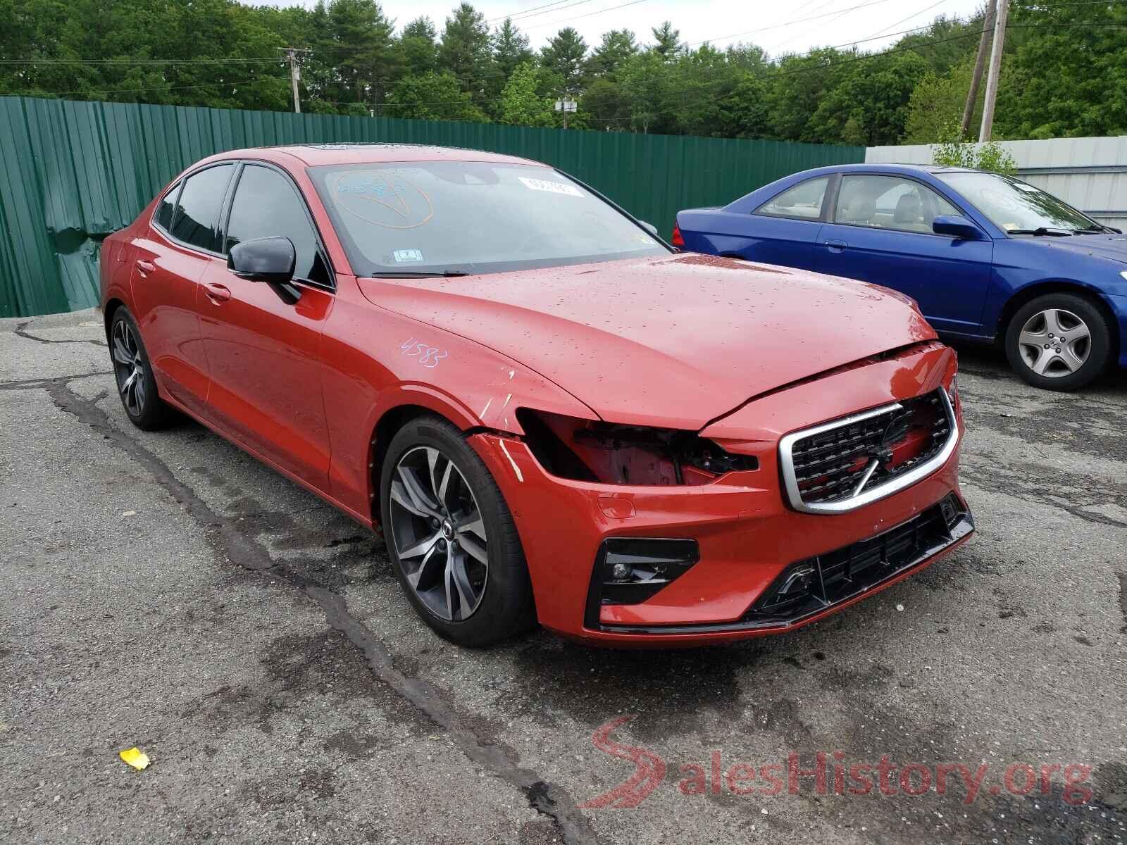 7JRA22TM4KG012172 2019 VOLVO S60