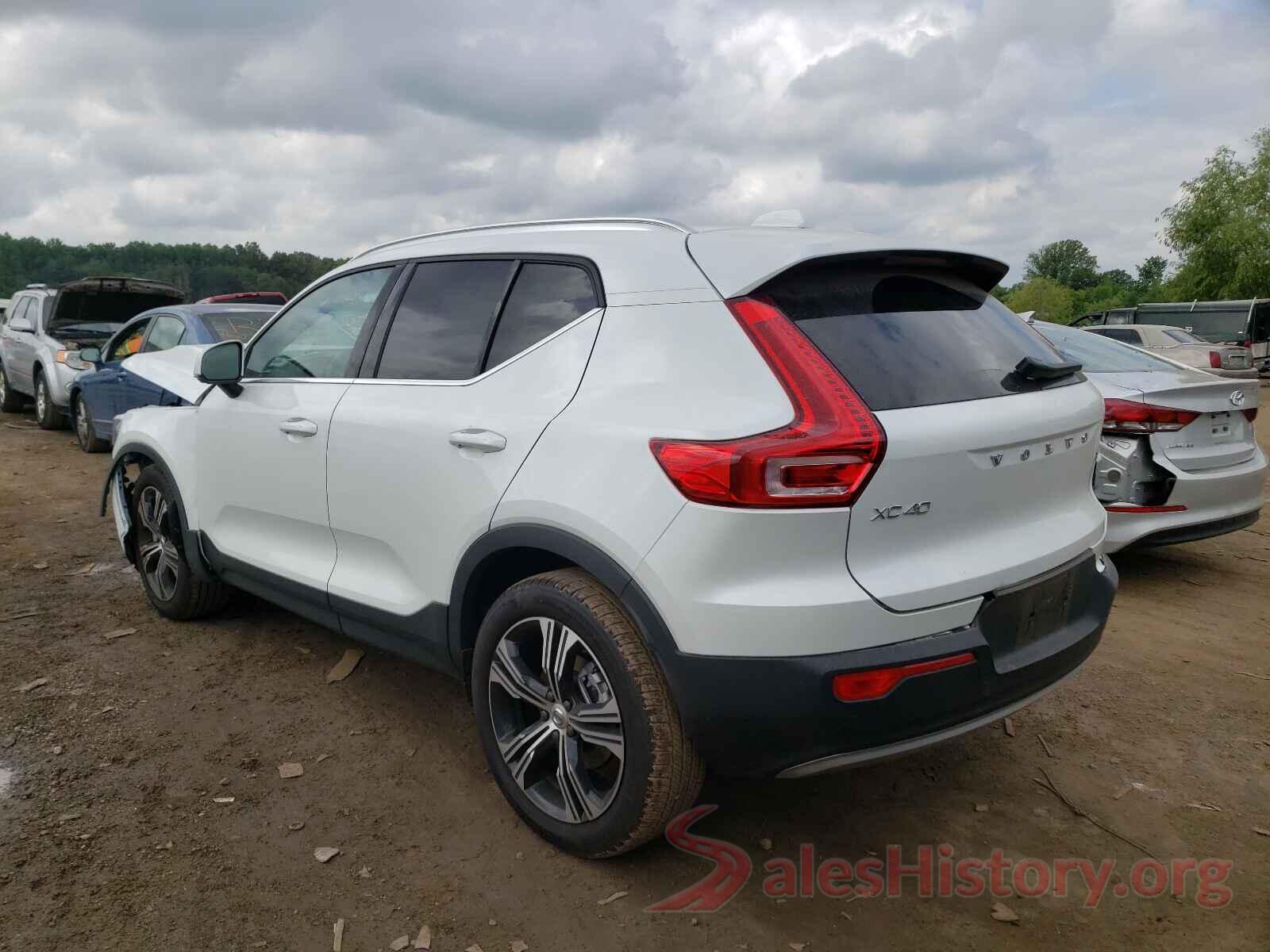 YV4162UL7M2471461 2021 VOLVO XC40