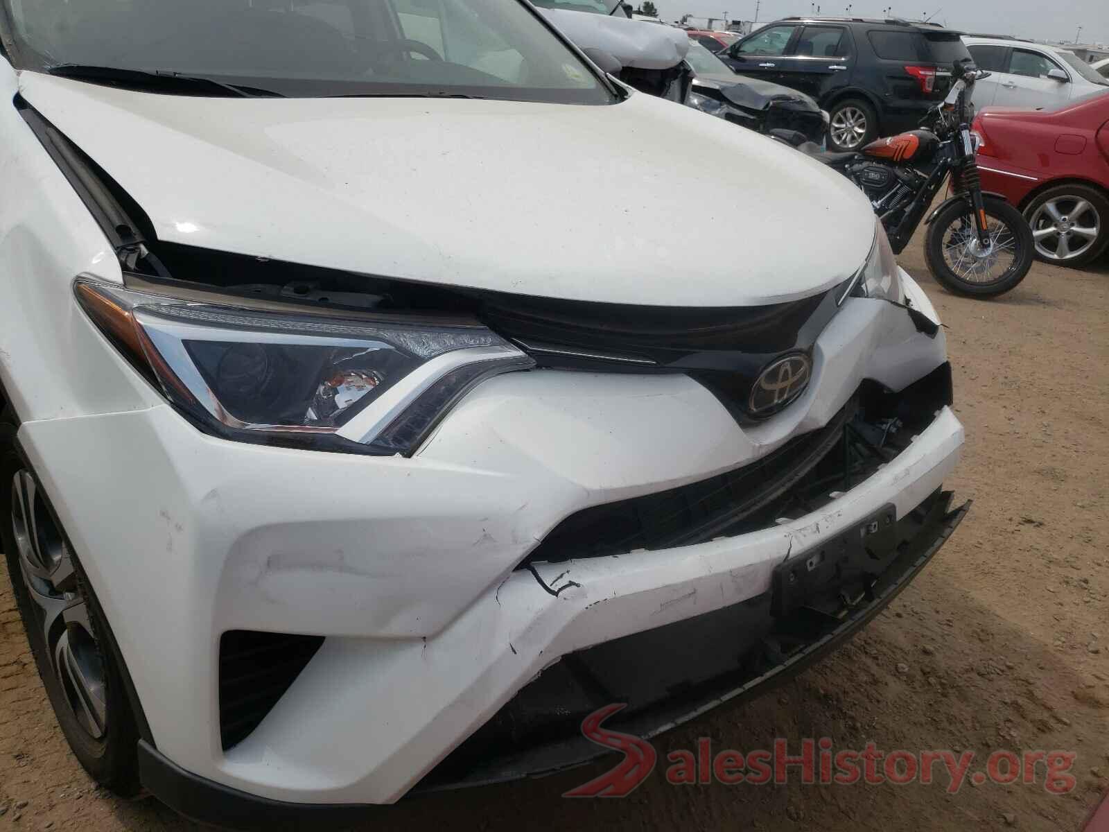 JTMBFREV7JJ722156 2018 TOYOTA RAV4