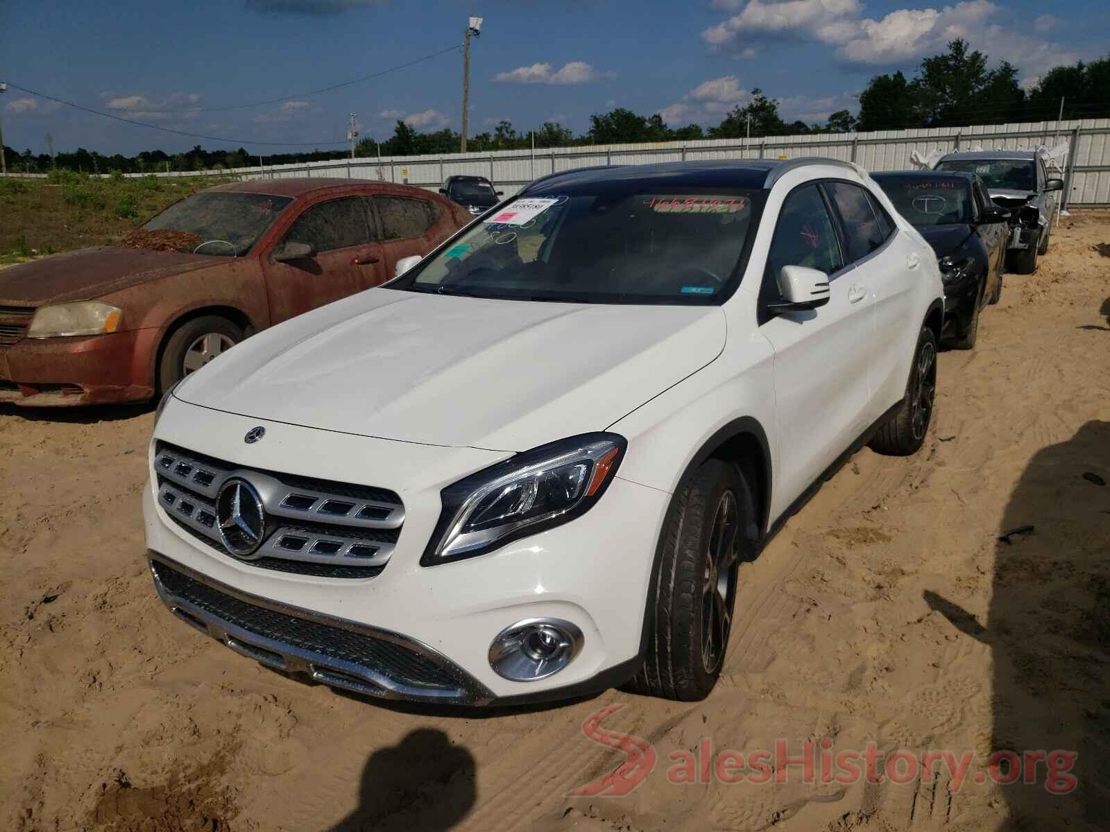 WDCTG4EB1KJ547800 2019 MERCEDES-BENZ GLA-CLASS