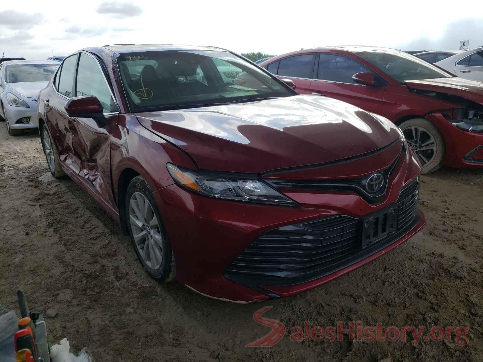 4T1B11HK9JU671609 2018 TOYOTA CAMRY